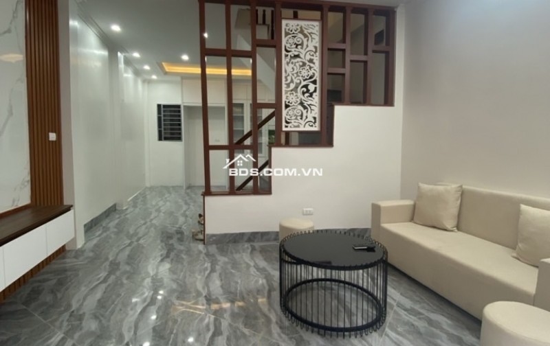 Cần Tiền Bán Gấp Nhà Mặt Đường Đông Thiên